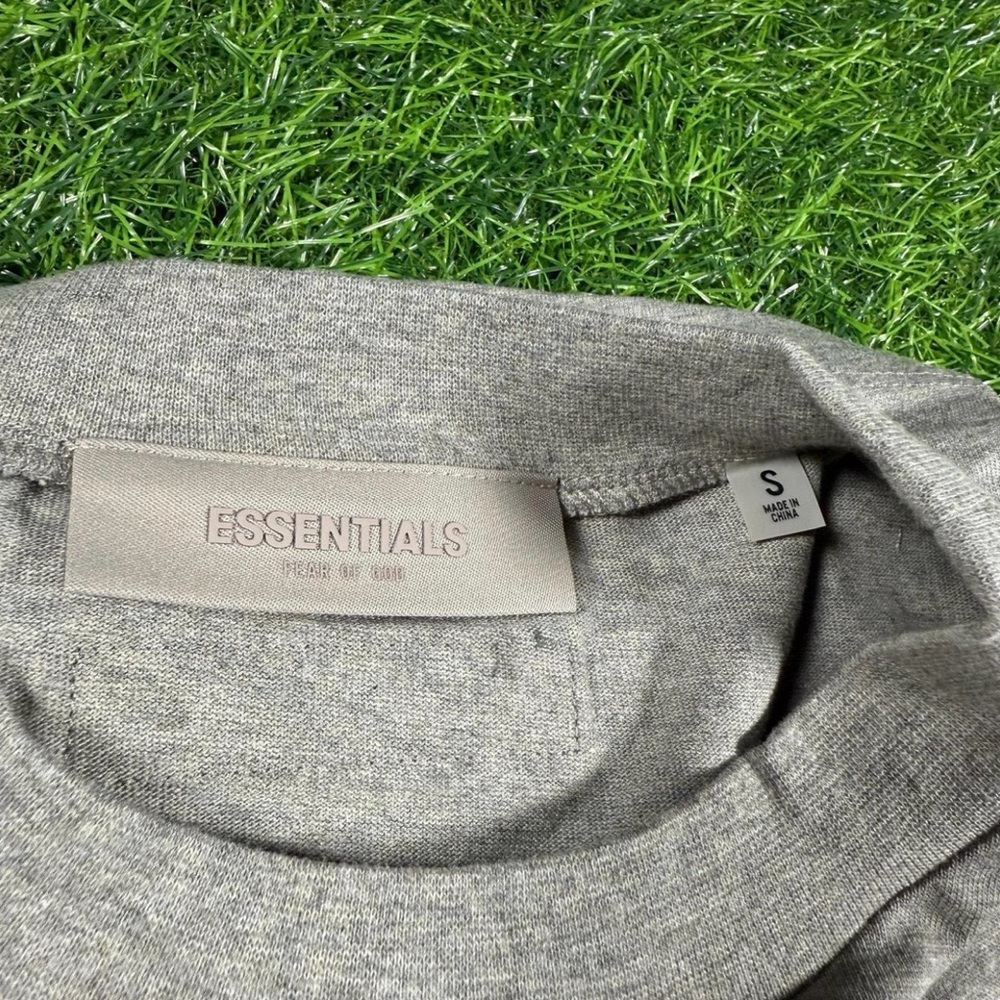 Fear Of God Essentials Dark Oatmeal SS22 T-Shirt - Picture 6 of 13